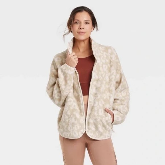 all in motion Jackets & Blazers - NWT All In Motion Sherpa Jacket Beige Leopard Size Small S NEW